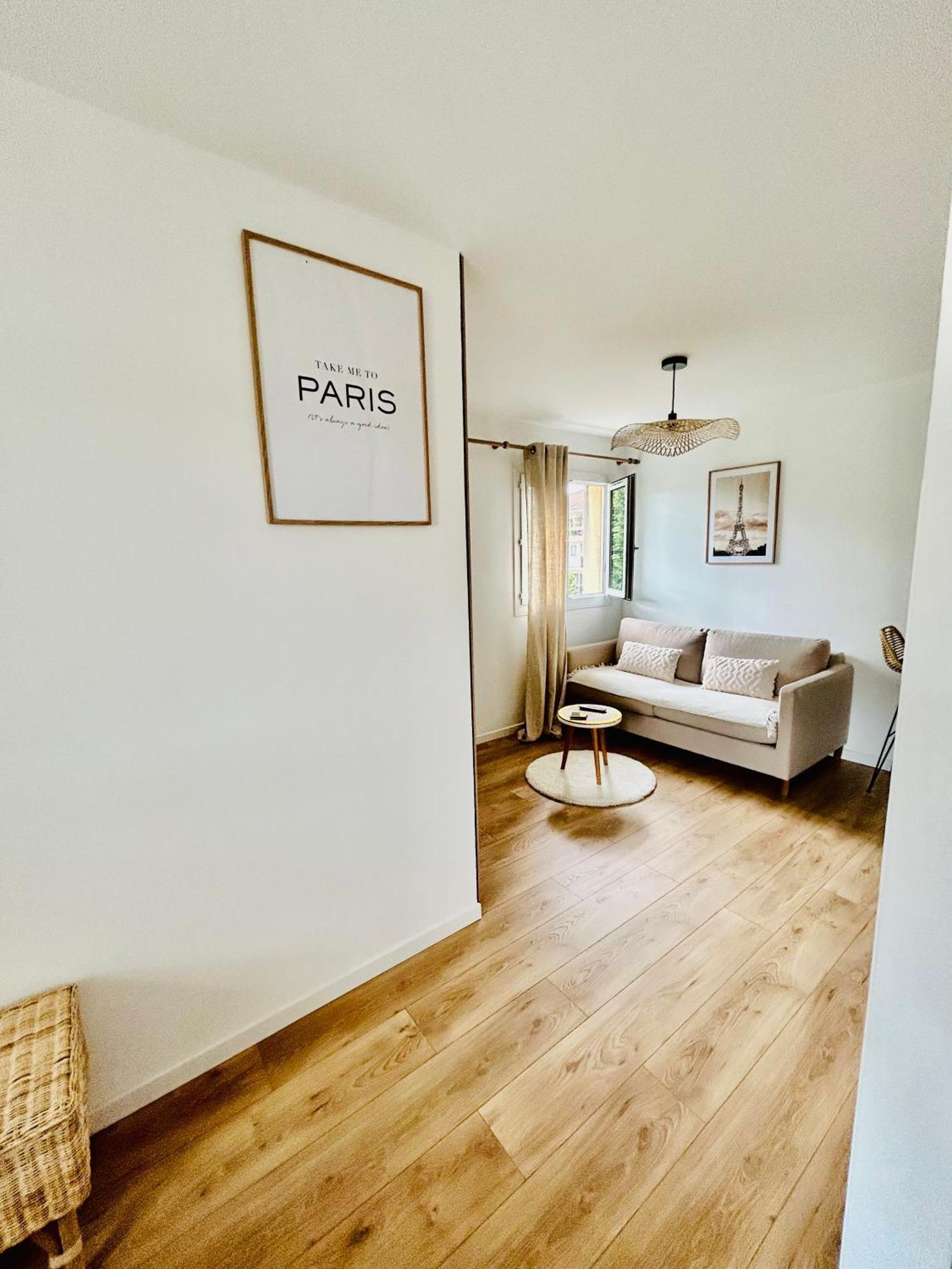 Studio Easy Check-In 8 Mins Disneyland 35 Mins Paris Free Starbucks Coffee Parking Wifi Bussy-Saint-Georges Kültér fotó